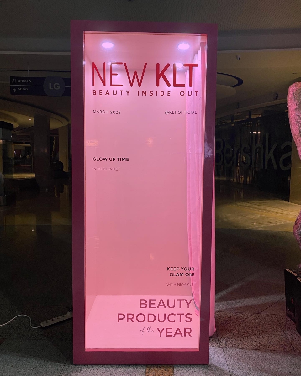 Branding Display _ 5